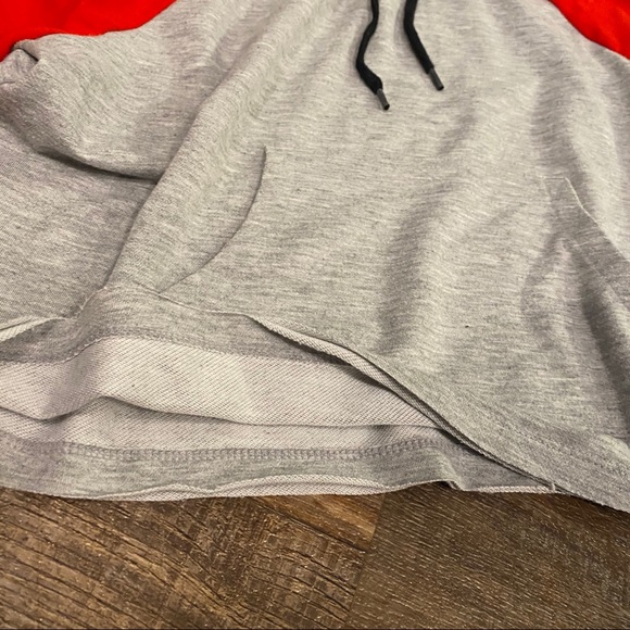 Mossimo Colorblock Crop - Picture 4 of 5